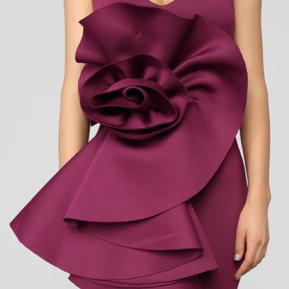 Mermaid Ruffle Maxi Dress - Picture 1 of 6